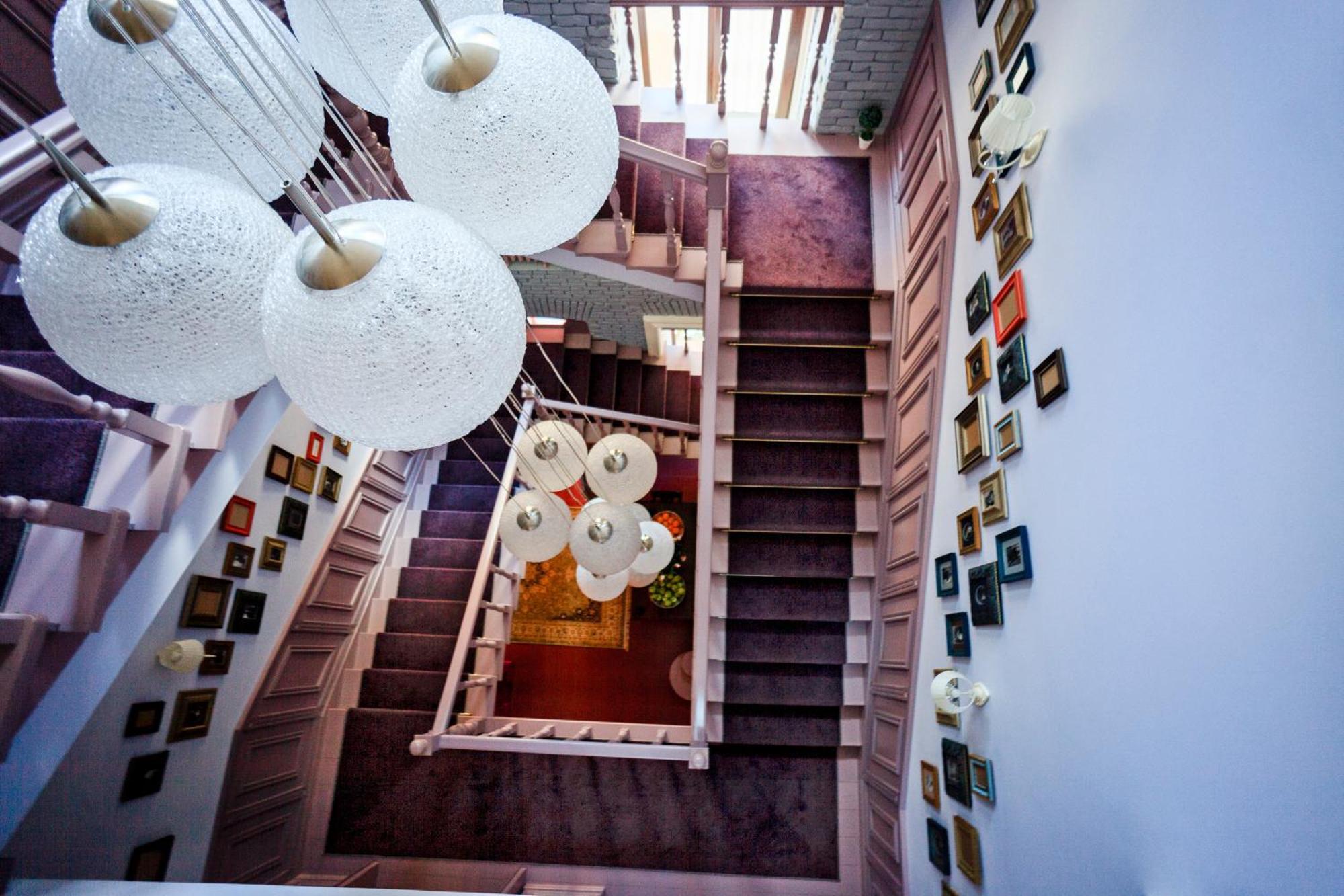 Hotel 19 Kharkiv Bagian luar foto