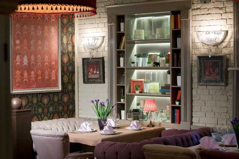 Hotel 19 Kharkiv Bagian luar foto