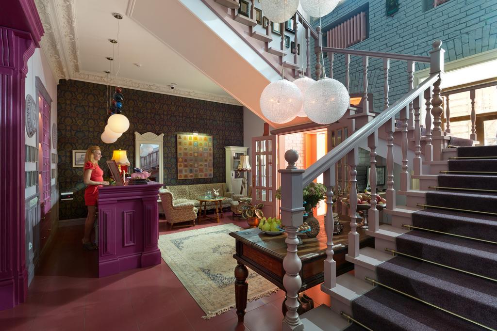 Hotel 19 Kharkiv Bagian luar foto