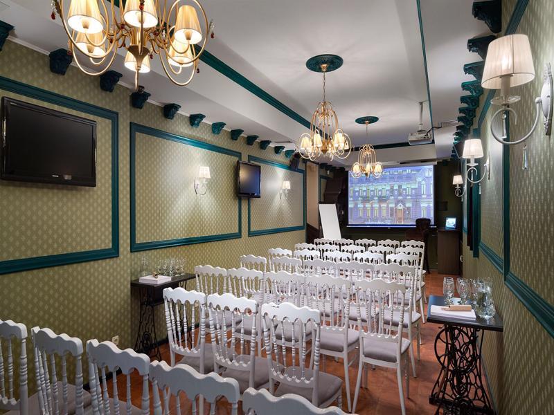 Hotel 19 Kharkiv Bagian luar foto