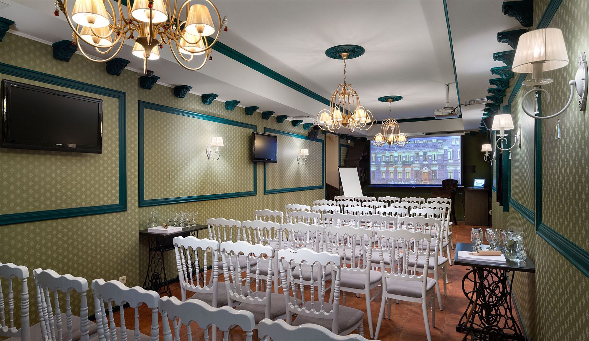 Hotel 19 Kharkiv Bagian luar foto