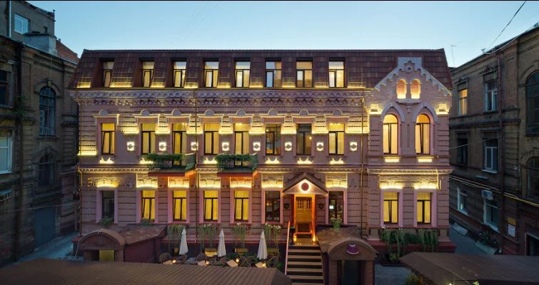 Hotel 19 Kharkiv Bagian luar foto